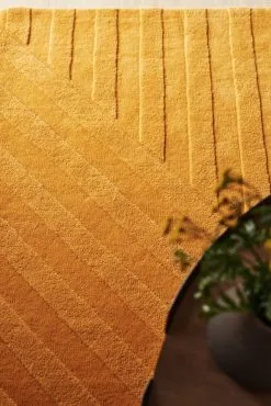 NJRD Levels Wollen Vloerkleed Stripes Geel 9 NJRD Levels Wollen Vloerkleed Stripes Geel -Vloerkleden winkel 504768 01 20 EnvironmentImage 622bed1161