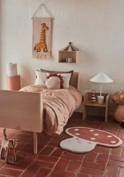 OYOY Malle Mushroom Vloerkleed 75x77 Cm 9 OYOY Malle Mushroom Vloerkleed 75x77 Cm -Vloerkleden winkel 506829 01 4 EnvironmentImage 75e42599a9