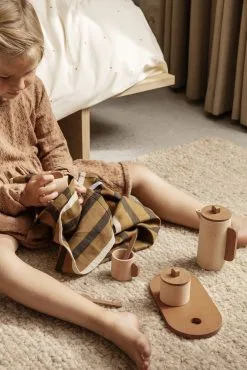 Ferm LIVING Shade Loop Vloerkleed L 200x300 Cm -Vloerkleden winkel 574377 01 40 EnvironmentImage 2268d2b339